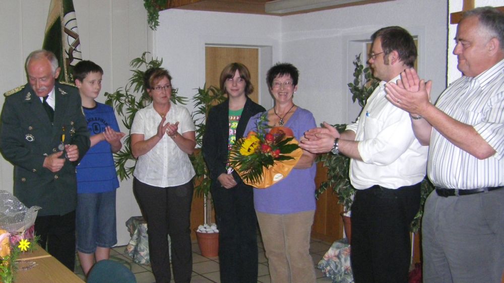 12 Danke der scheidenden Koenigin