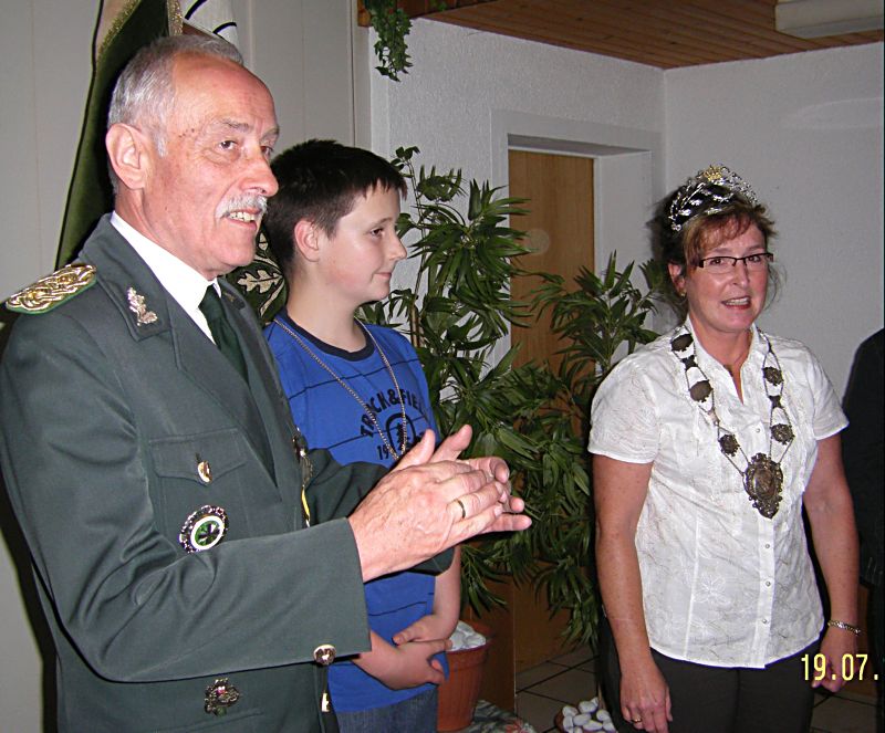 15 Koenigin Angela I