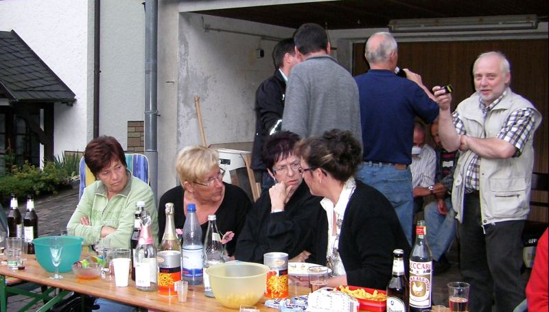 20 Bei der Koenigin zu Hause wurde weiter gefeiert