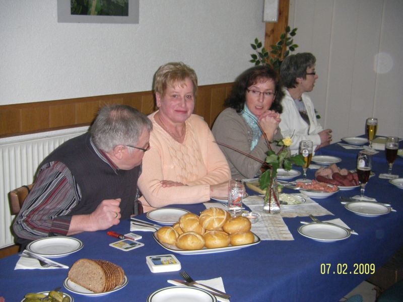 05 Die Wurst sieht lecker aus